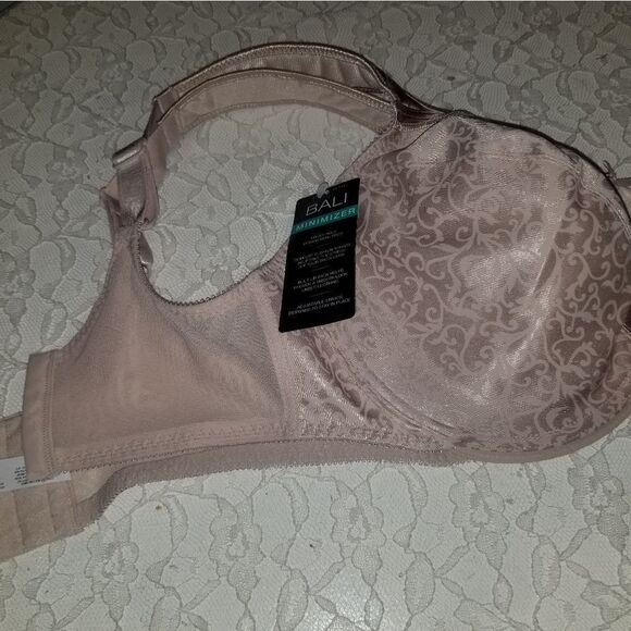 BALI satin tracings minimizer underwire bra style 3562 NWT - Picture 4 of 10